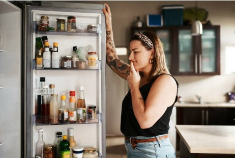 Cravings, Emotional Eating & Food Distraction: How to Work With Them During Detox